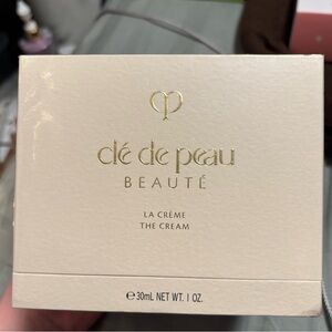 CLÉ DE PEAU BEAUTÉ LA CRÈME THE CREAM